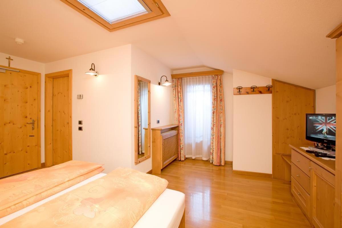 Hotel Garni Al Plan ليفينو المظهر الخارجي الصورة