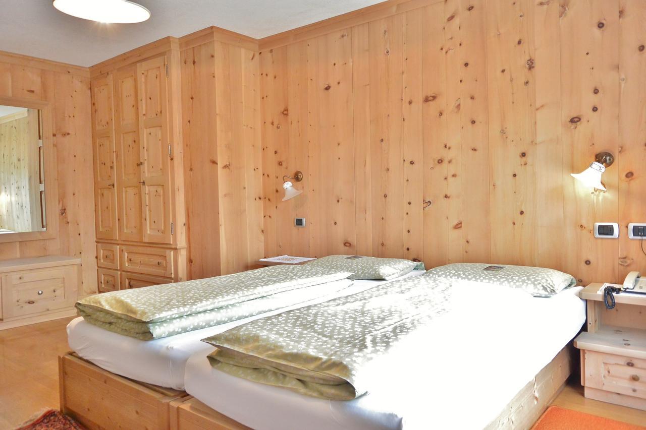 Hotel Garni Al Plan ليفينو المظهر الخارجي الصورة
